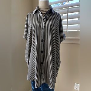 Show Me Your MuMu stripped tunic top M